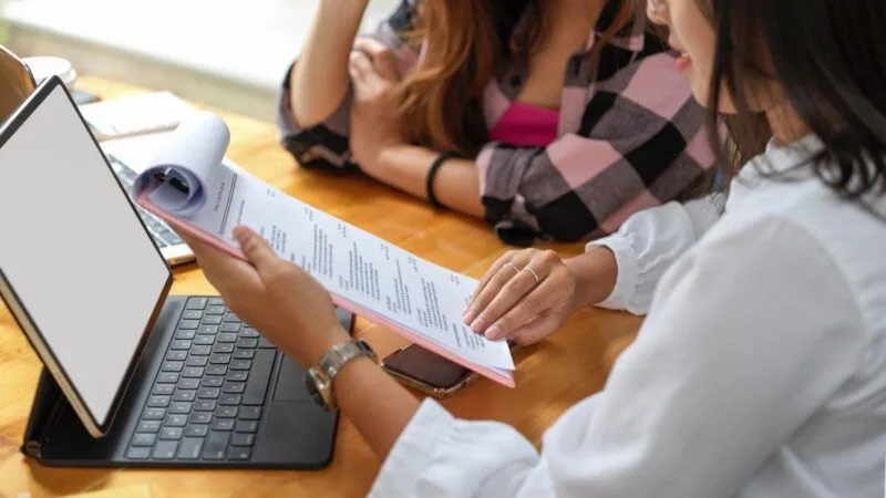 descripciones de servicios que generan leads